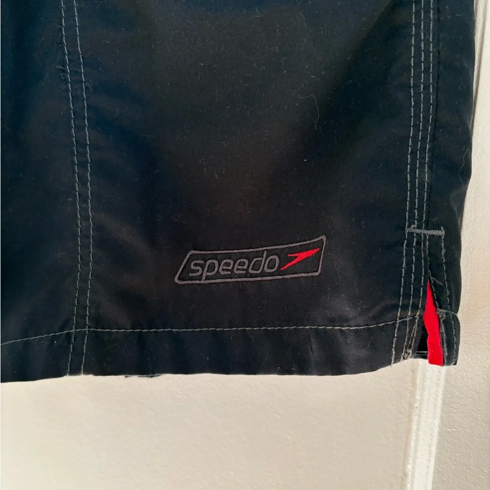 Vintage Speedo Black Men's Swim Shorts with Lining Size‎ Medium